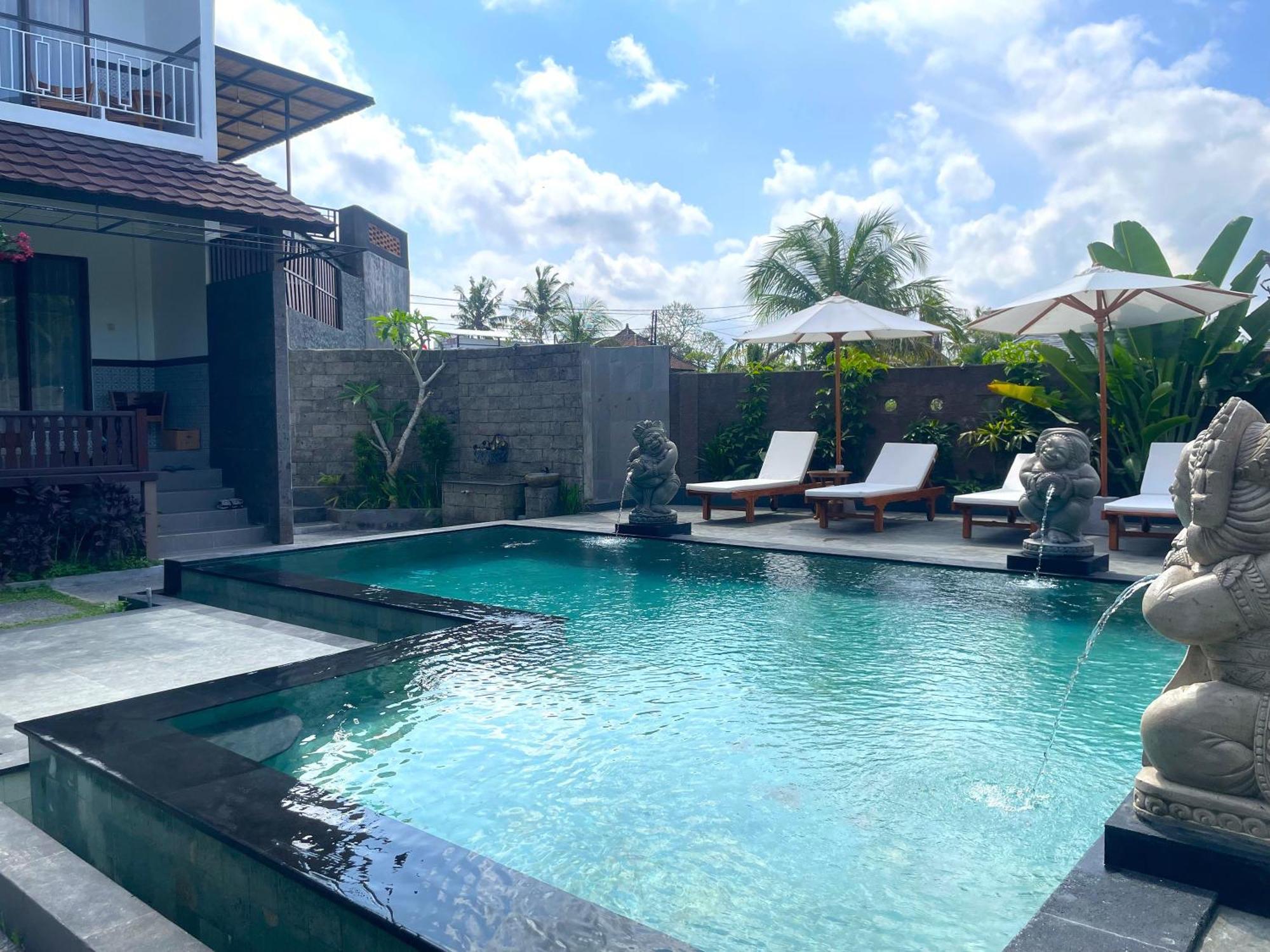 Nivaluma Hotel Ubud Exterior foto