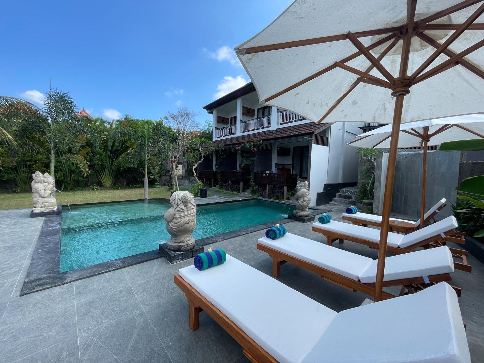 Nivaluma Hotel Ubud Exterior foto